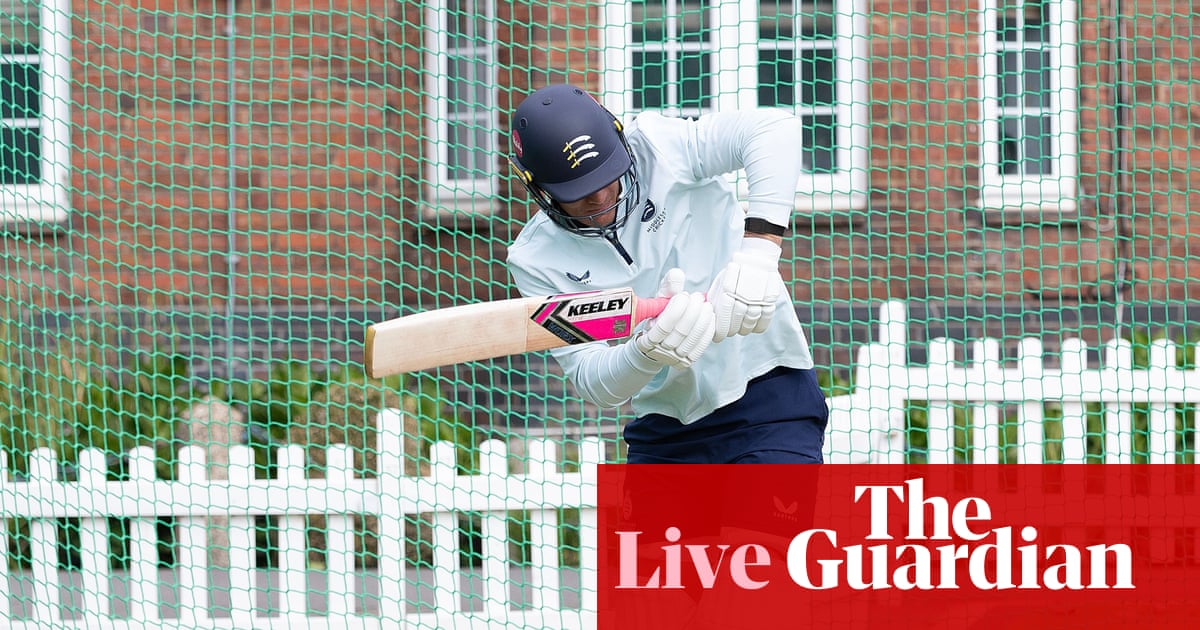 Yorkshire v Surrey, Warwickshire v Glamorgan, and more: county cricket, day one – live