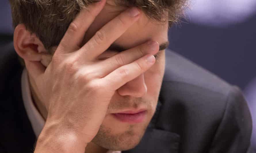 Magnus Carlsen launched an aggressive attack in game eight, only to eventually lose.