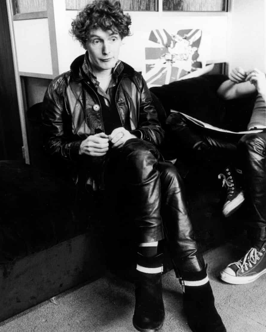 Young Punks Unseen Photos Of The Sex Pistols Music The Guardian 