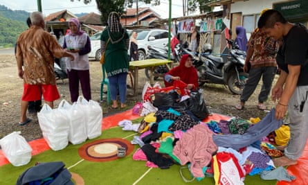 Food and clothing has been donated by the public and political parties as social aid is awaited from the government.