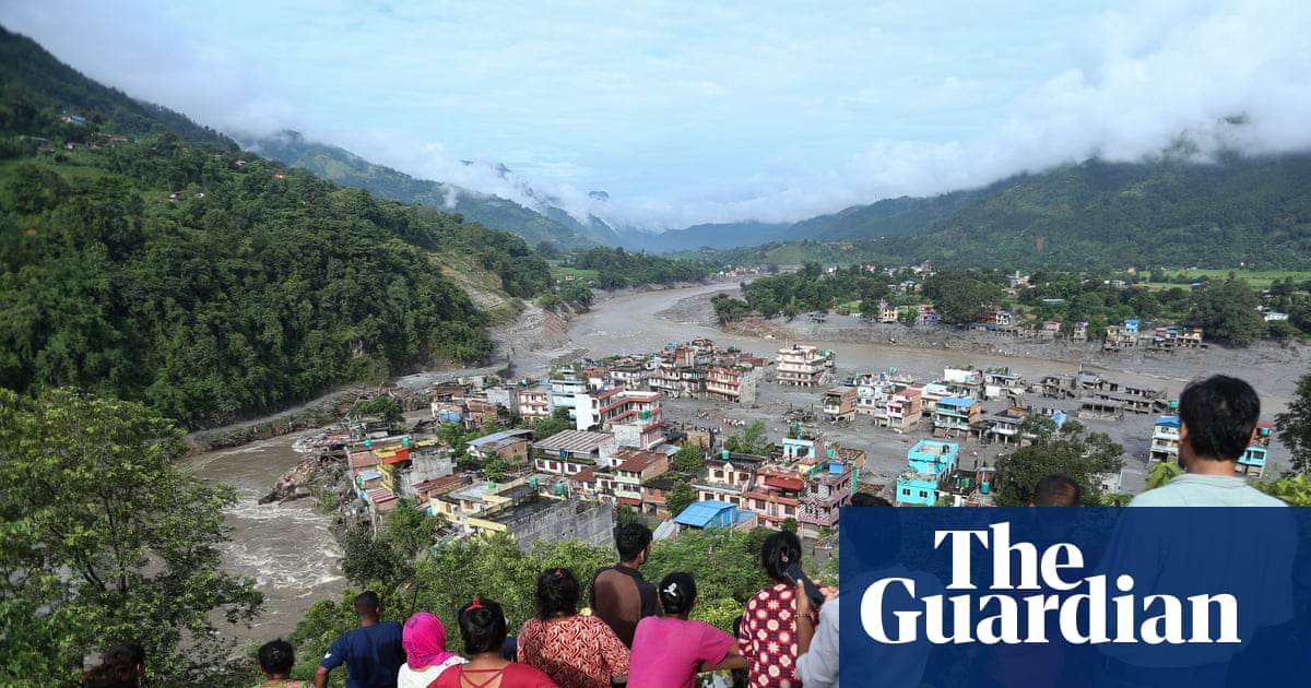 Which countries have citizens dead or missing from Nepal-Tibet flash flood?