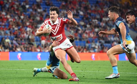 Herbie Farnworth scores against the Titans in round 27.