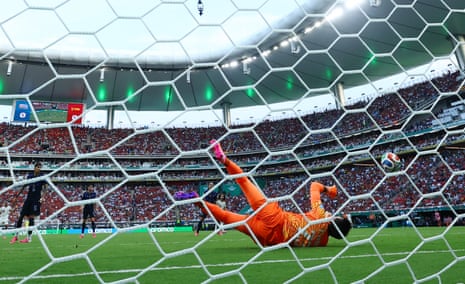 Alex Baena scores their first goal past Uruguay’s Fernando Muslera