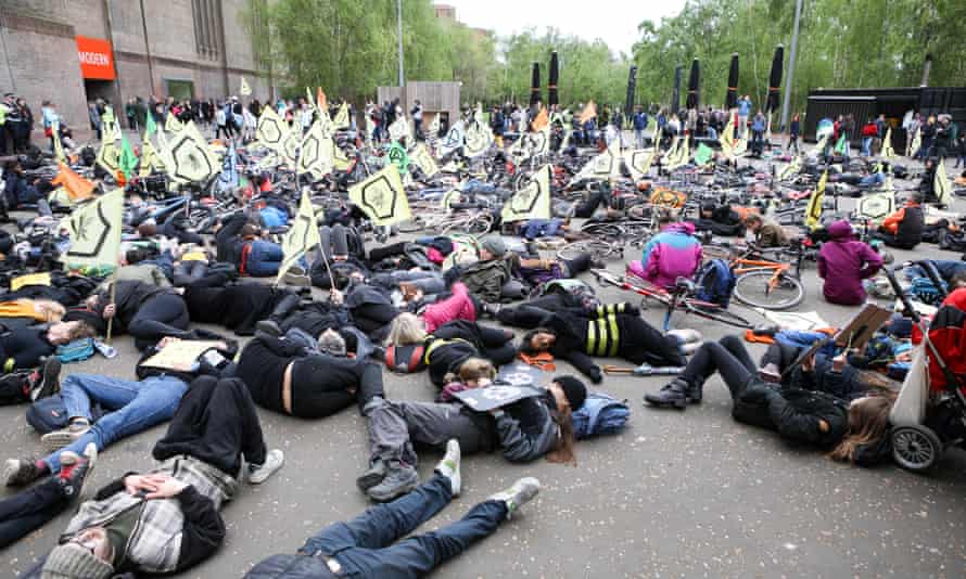 Extinction Rebellion activists staging a ‘die’ in outside the Tate Modern at the weekend.