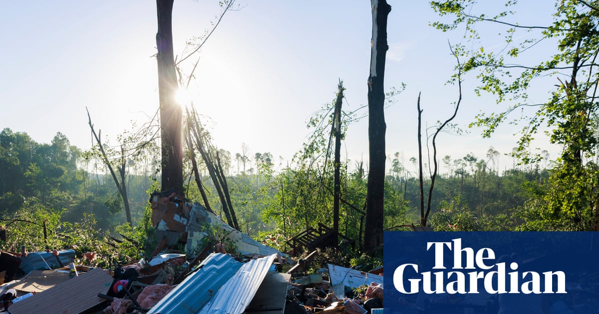 Two killed and several injured as tornado rips through southern Illinois