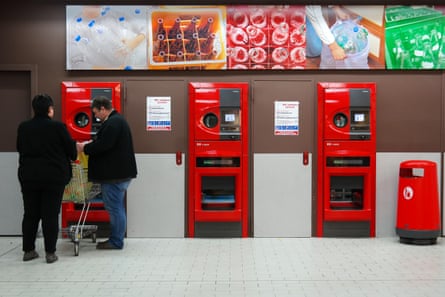 A reverse vending machine in Meppen, Germany.