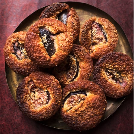 ‘The surface should be lightly crunchy’: brown butter and fig friands.