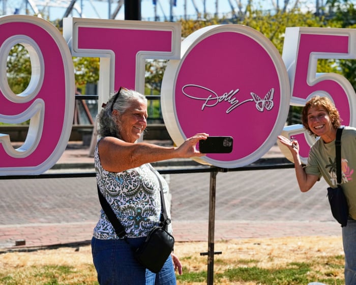 Dolly Parton Day declared in various cities and states across the US on 9/25