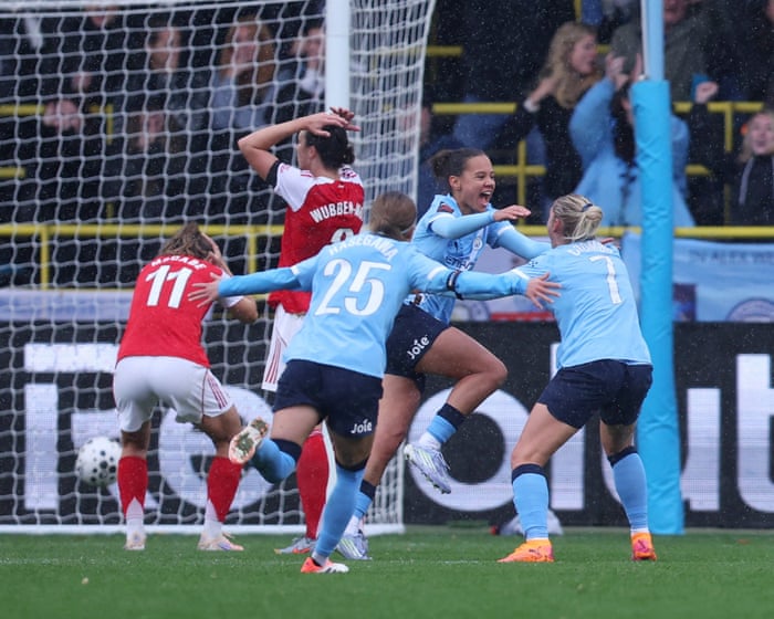 Iman Beney sinks Arsenal in thriller to take Manchester City second in WSL