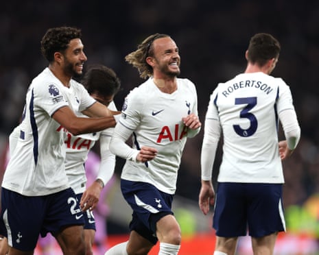 Omar Marmoush celebrates with James Maddison during Tottenham's Coventry win