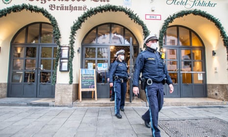 Police check restaurants in Tal, Munich, for conformity with coronavirus regulations. Officers have been directed to visit restaurants and other businesses for violations.