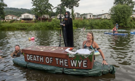 An event to raise awareness of the ecological condition of the River Wye, organised by wild swimmer Angela Jones, Monmouth, July 2021.