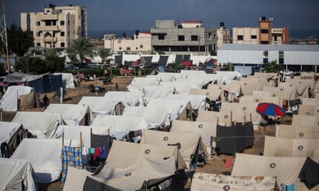 A  Palestinian camp full of tents in Khan Younis, southern Gaza