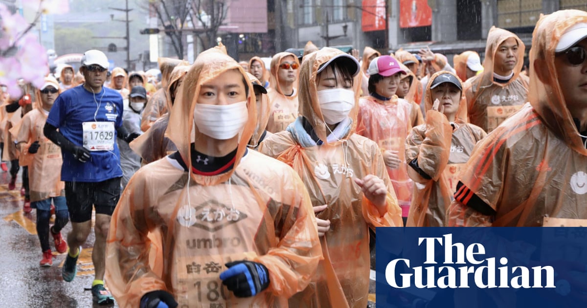 Tokyo marathon cancels mass race over coronavirus scare
