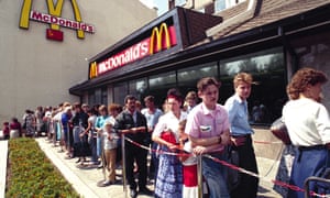 Russians queue outside a McDonald’s fast food restaurant in Moscow, 1990.