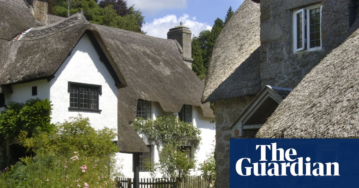 Reparo! Harry Potter film crew mend potholes blighting Devon village