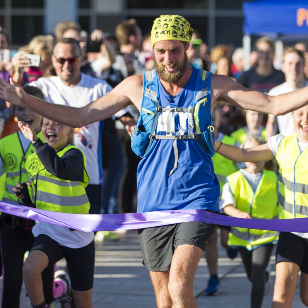 Man Runs 401 Marathons In 401 Days In Anti Bullying Fundraiser Marathon Running The Guardian