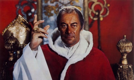 Rex Harrison as Santa Claus ... sorry, Pope Julius II.