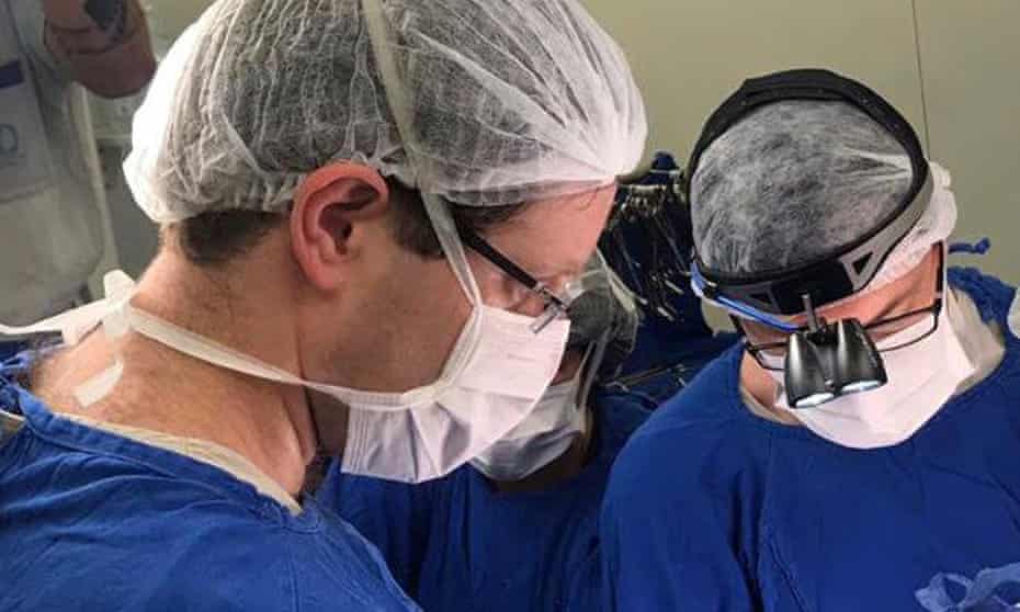 Doctors perform the womb transplant on Brazil in 2017.