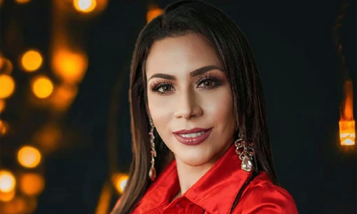 Iranian Former Beauty Queen Stranded In Philippines Airport Pleads For Asylum Iran The Guardian