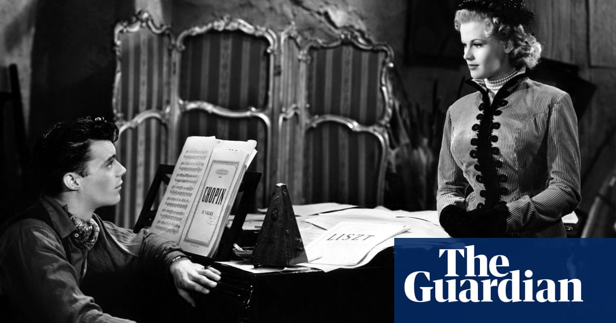 Honor Blackman – a life in pictures | Film | The Guardian