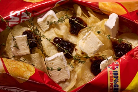 Ready salted Walkers crisps with brie, fig jam and thyme