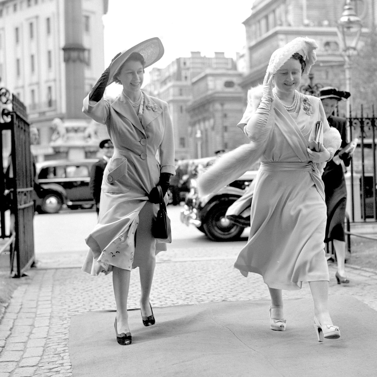Royal Ladies Ambassadresses Of Fashion Archive 1960 Fashion The Guardian