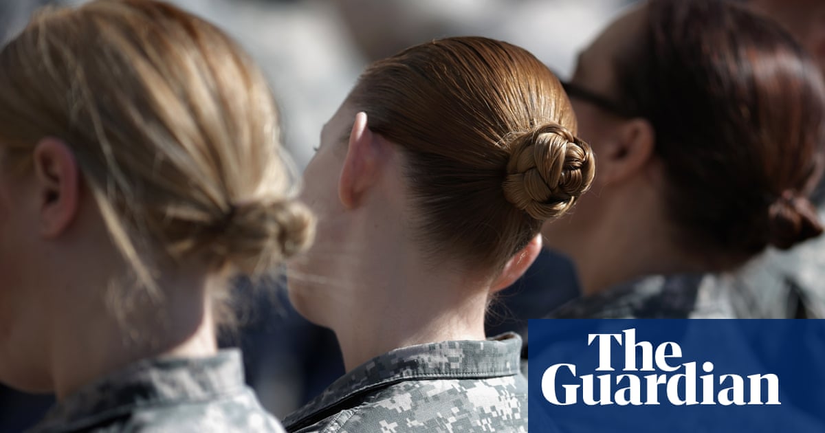 Pentagon Ends DACOWITS Citing 'Divisive' Agenda