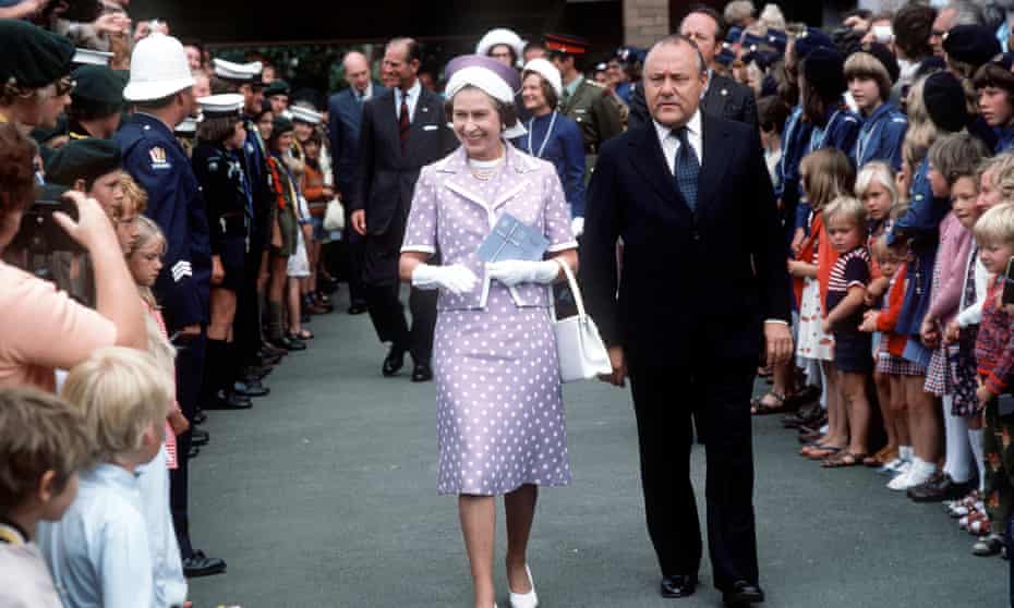 Queen Elizabeth II and then New Zealand prime minister Robert Muldoon in Wellington in 1977.