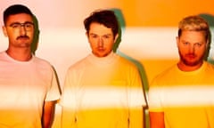 alt j press shot