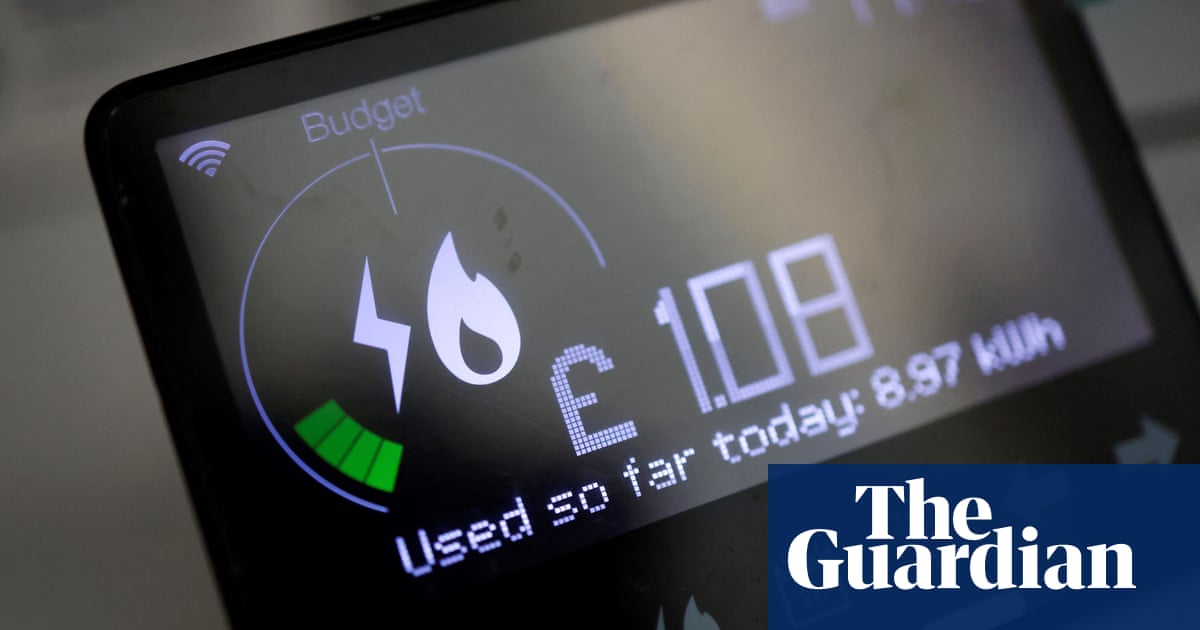 Average UK energy bills could hit £2,600 a year, consumers warned