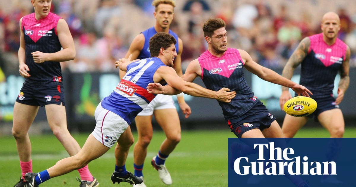 Tom Liberatore Equals Afl Tackles Record As Bulldogs See Off Demons Afl The Guardian