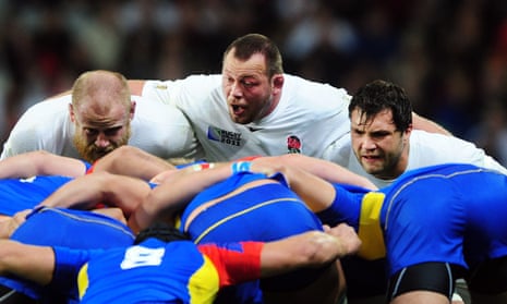 Steve Thompson (centre), pictured playing for England against Romania in 2011, is one of eight players considering legal action against World Rugby.