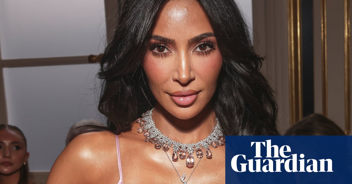 Kim Kardashian in serious terror' when robbers entered suite, court told