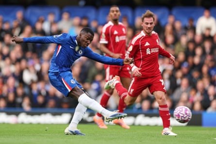 Moisés Caicedo scores Chelsea’s opener against Liverpool at Stamford Bridge.