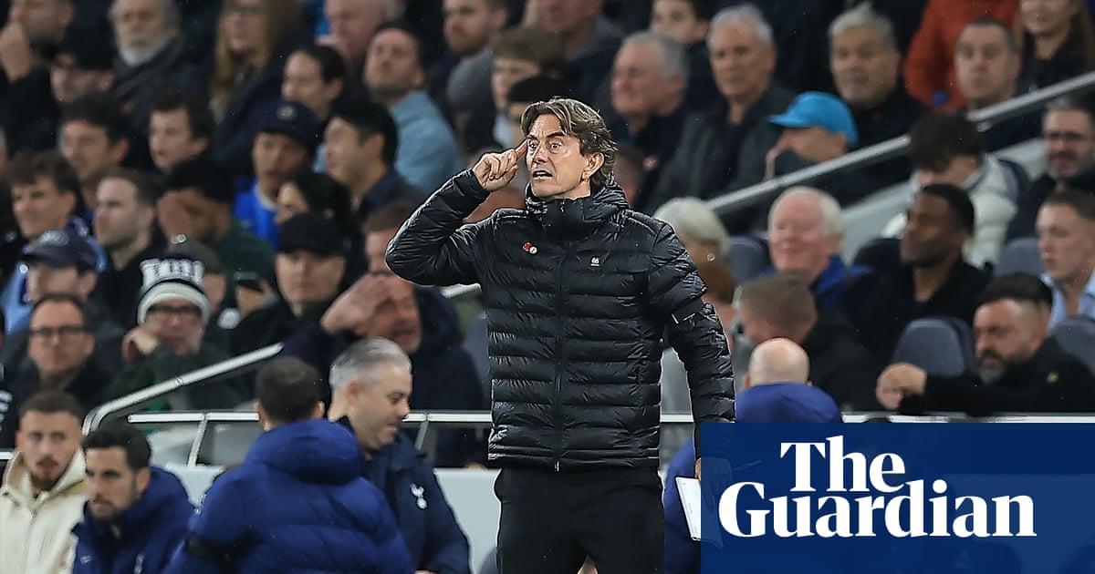 Frank calls for better support from Spurs crowd after Van de Ven and Spence apologise