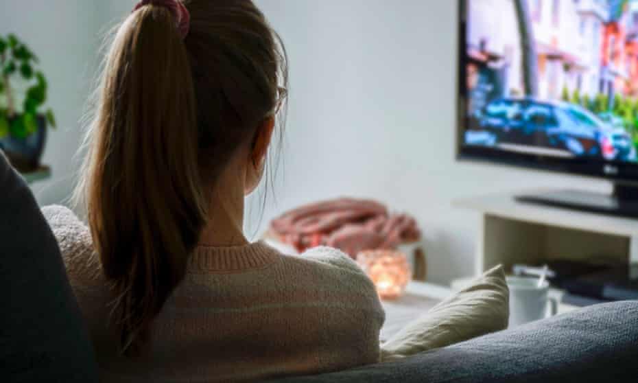 We TV Channel On Spectrum: What Number Is It? (Simple Guide) 2 Watching On Spectrum TV