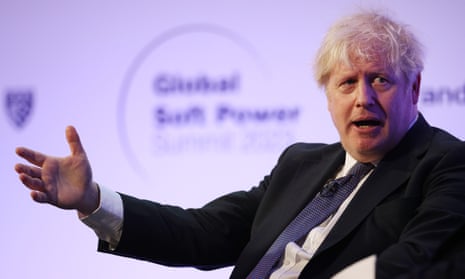 Boris Johnson says Rishi Sunak’s NI Brexit deal 'does not take back control' – video