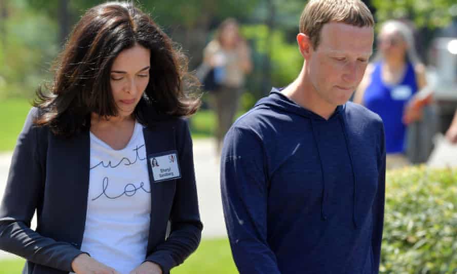 Sheryl Sandberg and Mark Zuckerberg