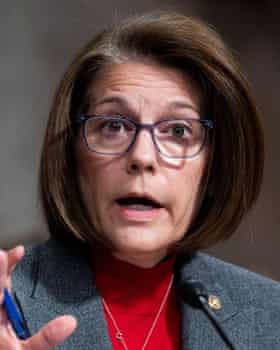 Vaarassa: Nevadan demokraattisenaattori Catherine Cortez Masto.