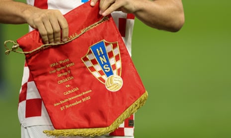 Rating: 10/10. Looks bigger than the average pennant, but remember that’s Luka Modrić holding it.