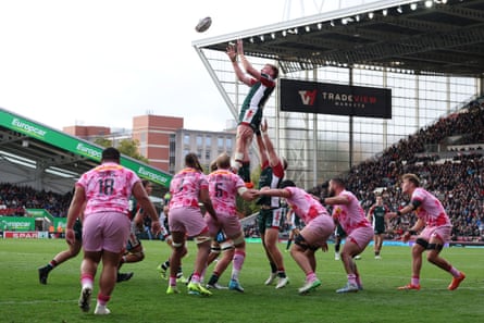 Ollie Chessum rises to win a lineout
