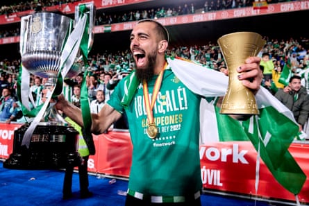 Borja Iglesias after Real Betis' win over Valencia in the 2022 Copa del Rey final.