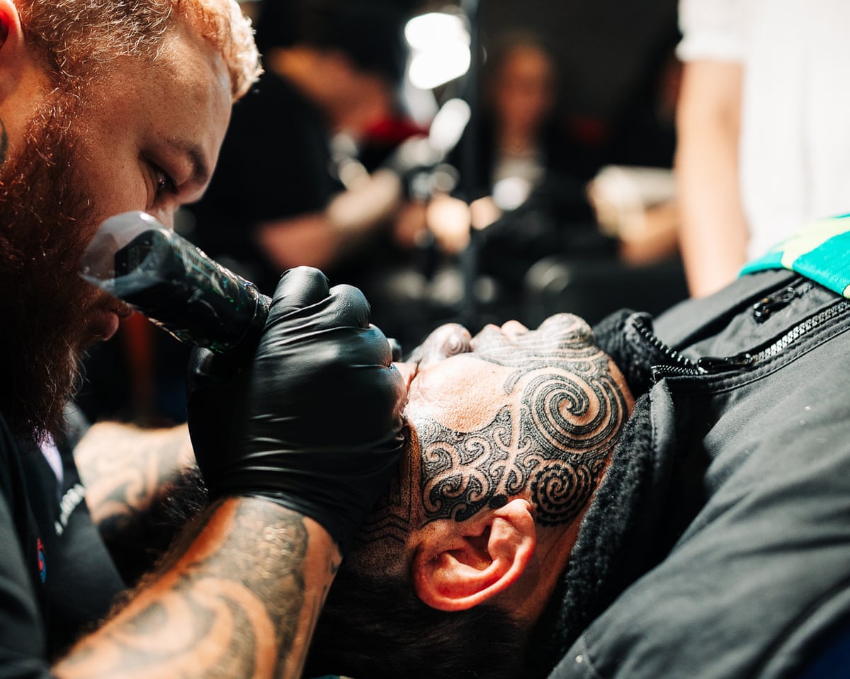 Ancient preserved heads give up their secrets as Māori tattoos see resurgence | New Zealand | The Guardian
