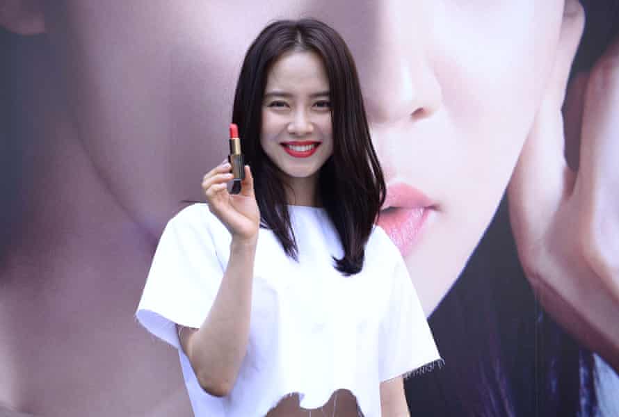 South Korean actress Song Ji Hyo promotes a cosmetics brand.