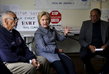Hillary Clinton meets with union members from Nabisco, an American manufacturer of cookies and snacks, to discuss labor related issues in Chicago, Illinois.