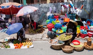The streets of Port-au-Prince resume activity 48 hours after the assassination of Moise.