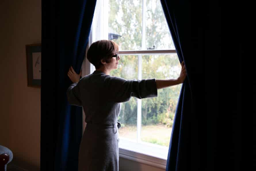 Is sleeping with the curtains unfastened going to help?