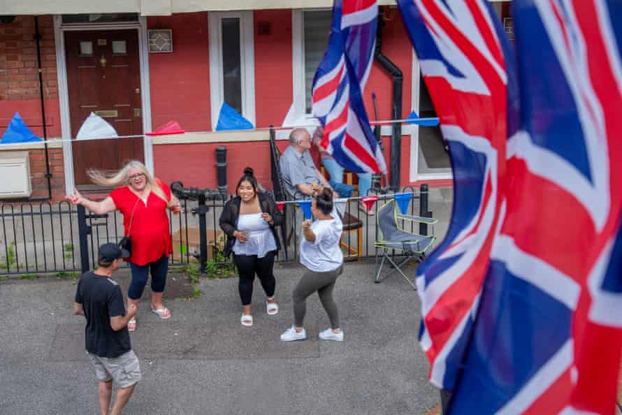 Kirby's estate in Bermondsey, south London, was in a jubilant mood for their platinum jubilee party.