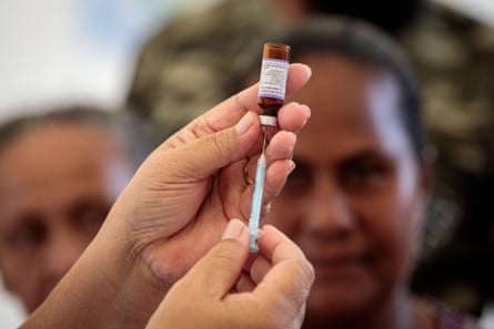 Samoan nurses administer the measles and rubella vaccine in December 2019